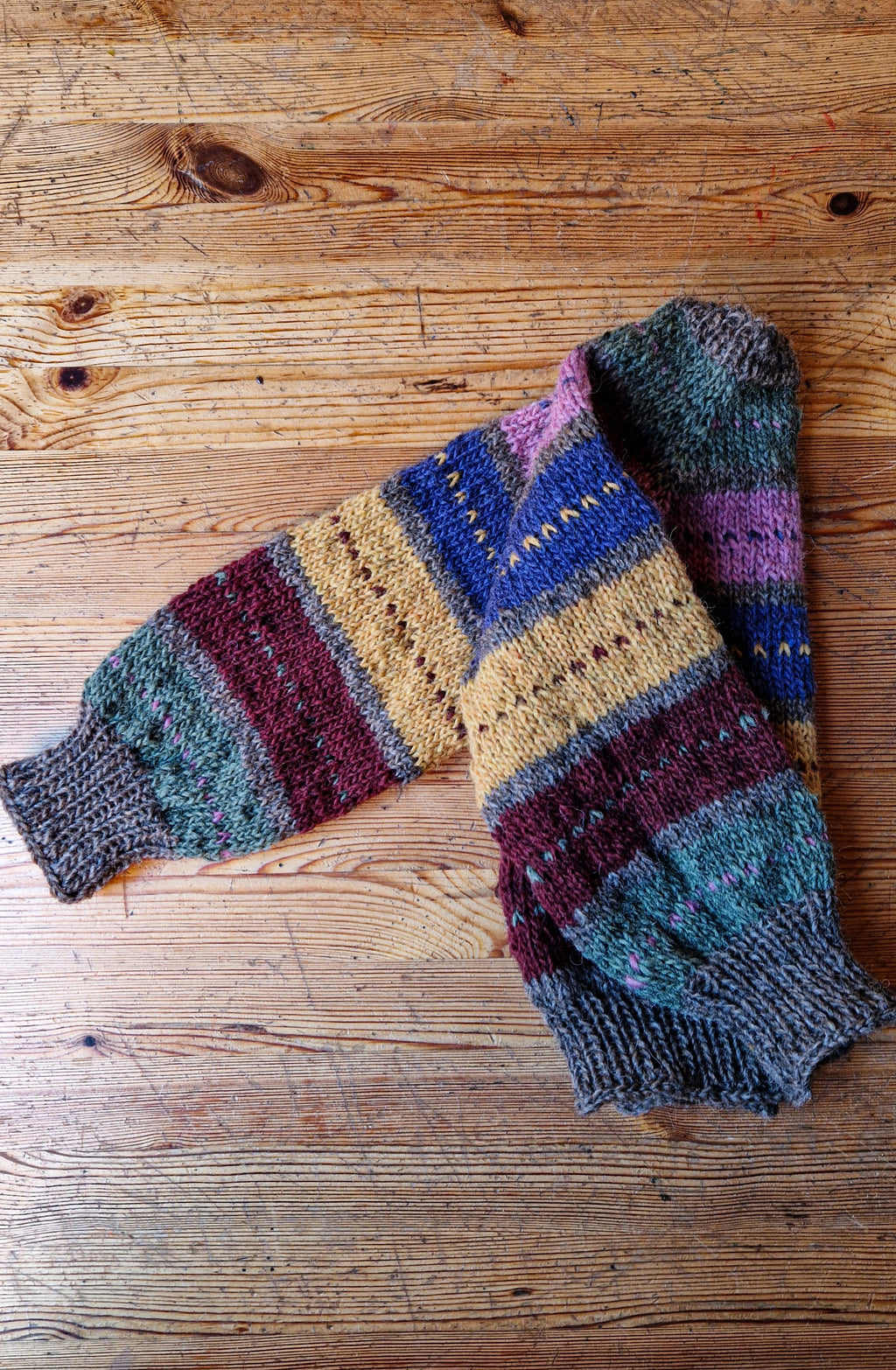 Handgestrickter Kinderpullover aus Öko-Islandwolle – Unisex Strickpullover Größe 110 – Naturwolle nachhaltig & warm