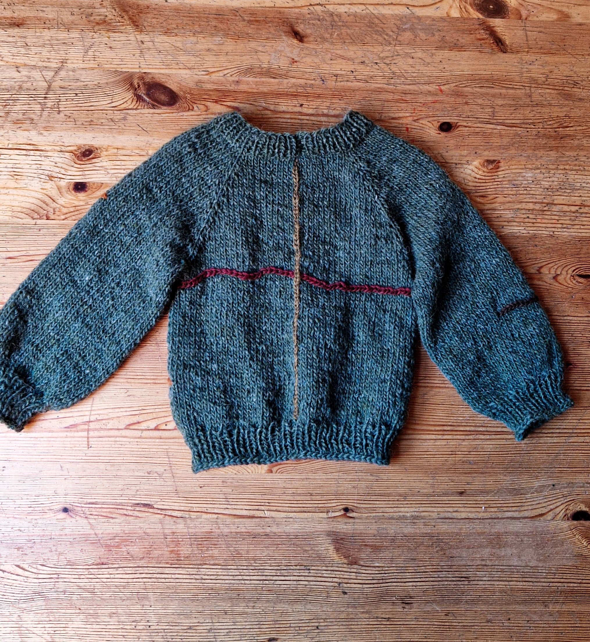 Handgestrickte Pullover Handgestrickter Island-Pullover aus 100% Wolle Gr. 110  Unikat im Boho-Stil